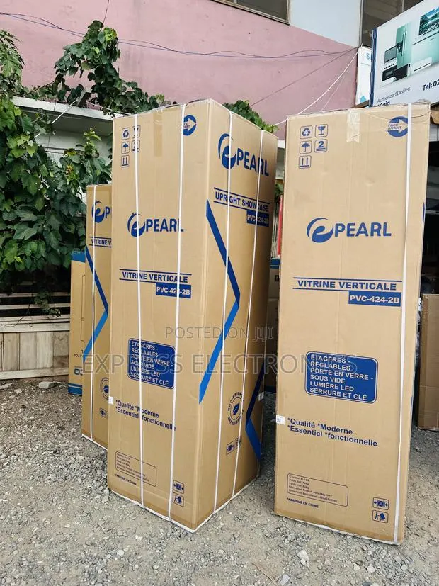 Grab Your Favorite Display Pearl Fridge PVC-424 400L · Photo 1
