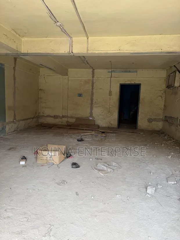 Prime Shop Space for Rent – Bantama High Street · Photo 1