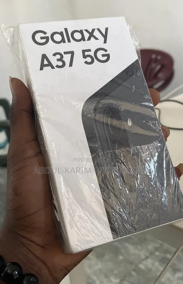 New Samsung Galaxy A37 256 GB · Photo 1