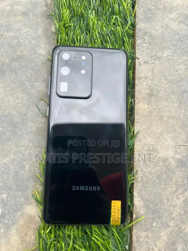 Samsung Galaxy S20 Ultra 128 GB Black · Photo 1