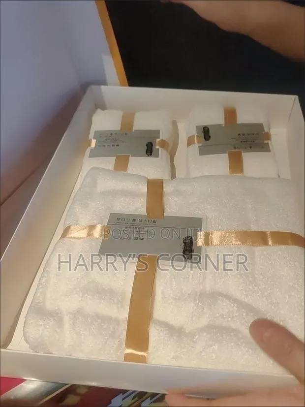 3-in-1 Gift Towel Set · Photo 1