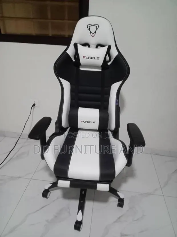 Furgle Ergonomic Gaming Chair · Photo 1