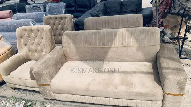 Beautiful Royal Seven Seater Sofa · Photo 1