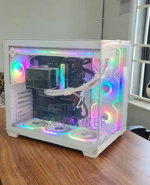 New Desktop Computer 32GB AMD Ryzen 7 SSD 1T · Photo 1