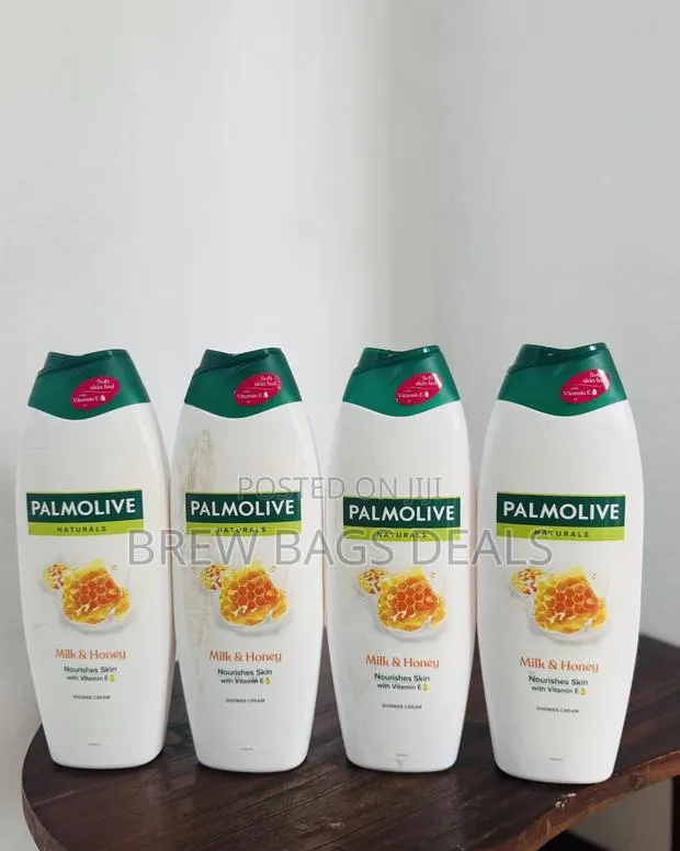 Palmolive Naturals Milk & Honey Nourishing Shower Cream · Photo 1