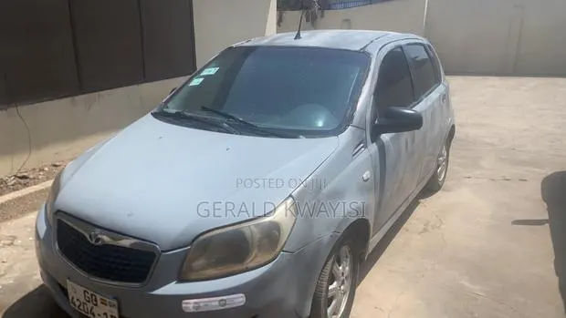 Daewoo Gentra 2013 Gray · Photo 1