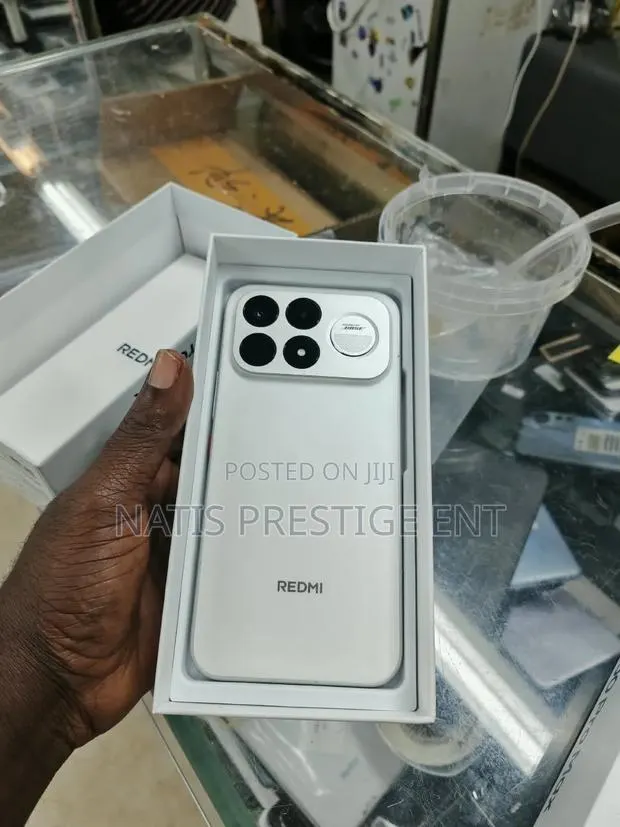 New Xiaomi Redmi K100 Pro Max 512 GB Silver · Photo 1