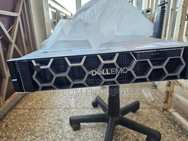 New Server Dell PowerEdge R740 32GB Intel Xeon HDD 2T · Photo 1