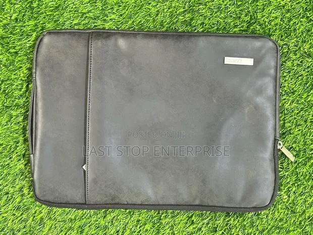 Quality Laptop Bag · Photo 1