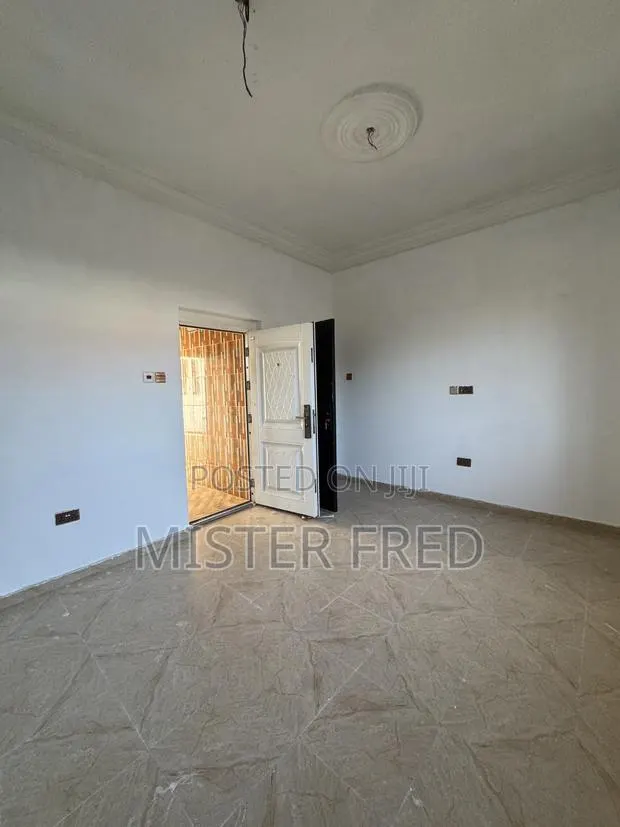 1bdrm Apartment in Broadcasting, Weija for rent