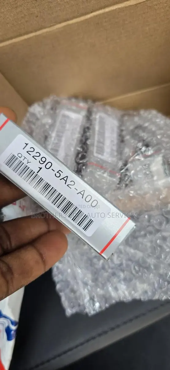 Honda Oem Plugs · Photo 1