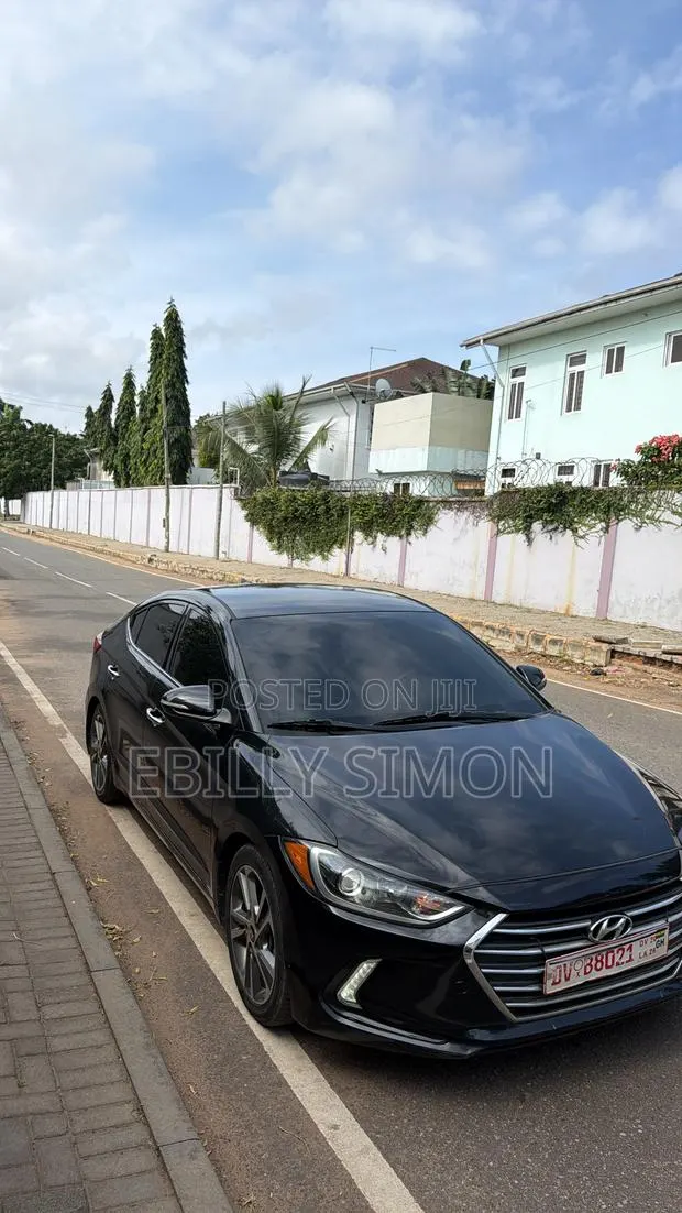 Hyundai Elantra Limited Sedan FWD (2.0L 4cyl 6A) 2017 Black · Photo 1