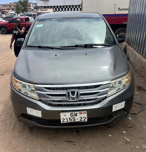 Honda Odyssey EX-L Passenger Van (3.5L 6cyl 6A) 2016 Silver · Photo 1