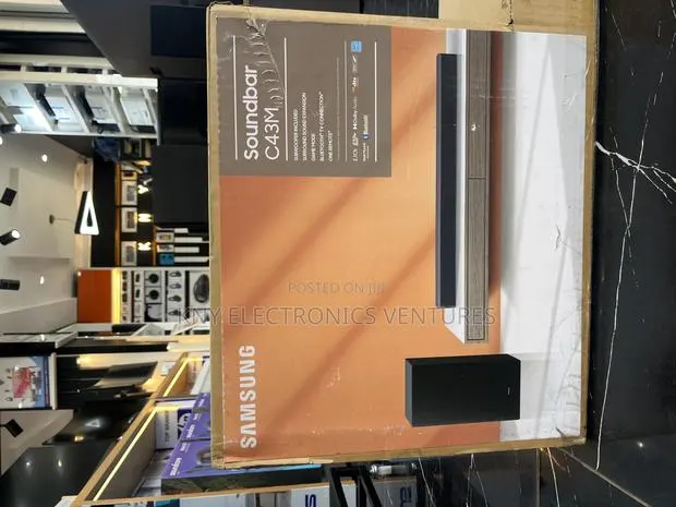 Samsung C43m Soundbar · Photo 1