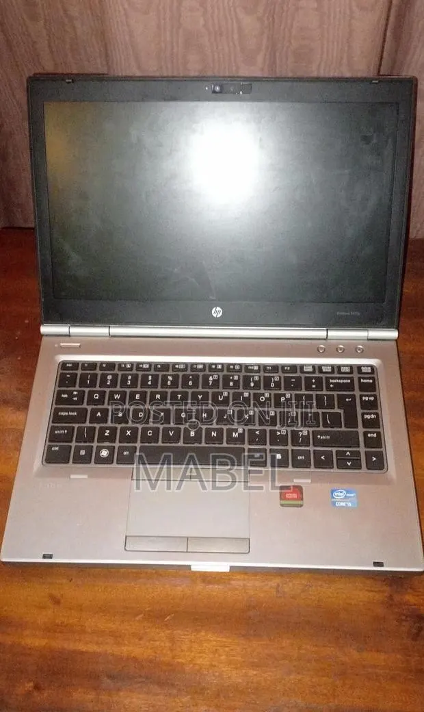 Laptop HP EliteBook 8470P 8GB Intel Core i5 HDD 320GB · Photo 1