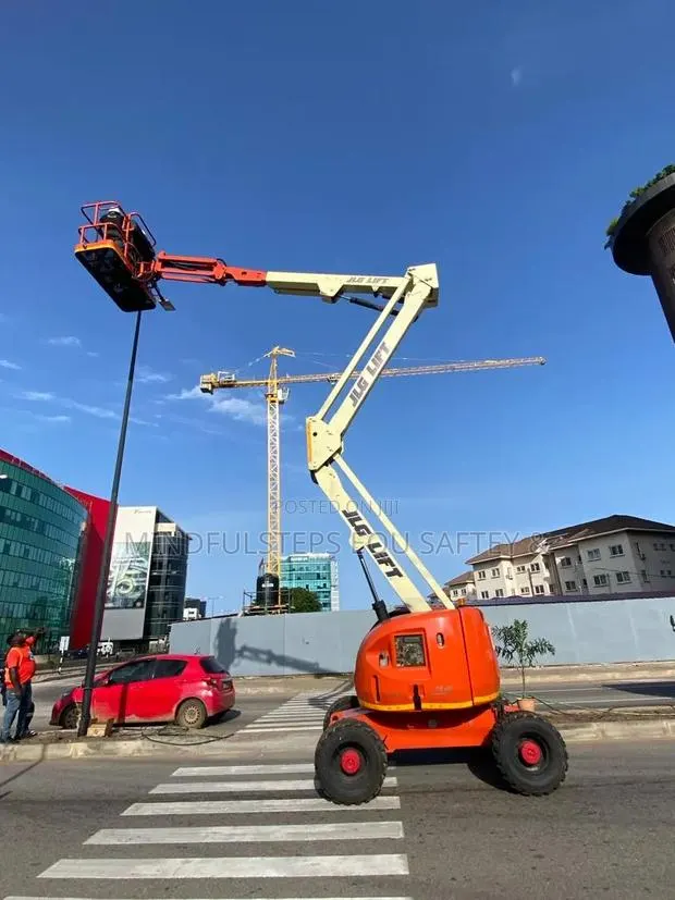 16metres Man Lift for Rent · Photo 1