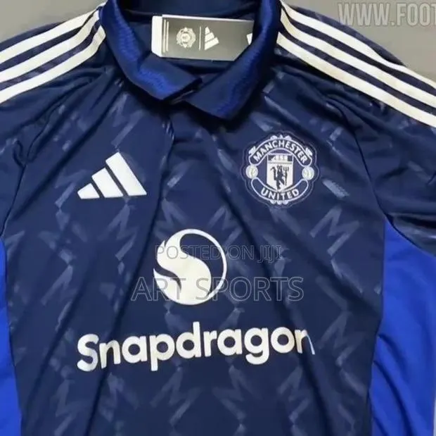 24/25 Manchester United Away Jersey · Photo 1
