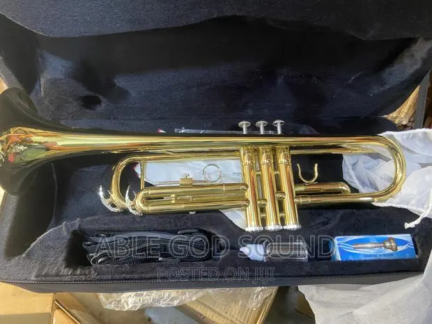 Yamaha Gold Trumpet · Photo 1