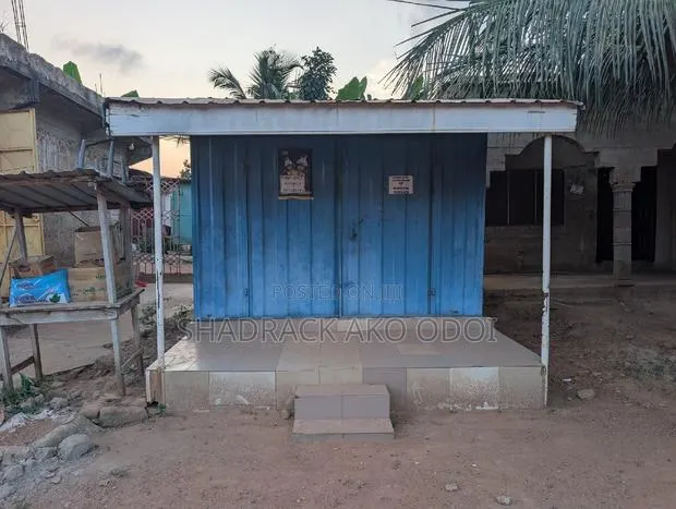 Container Shop · Photo 1