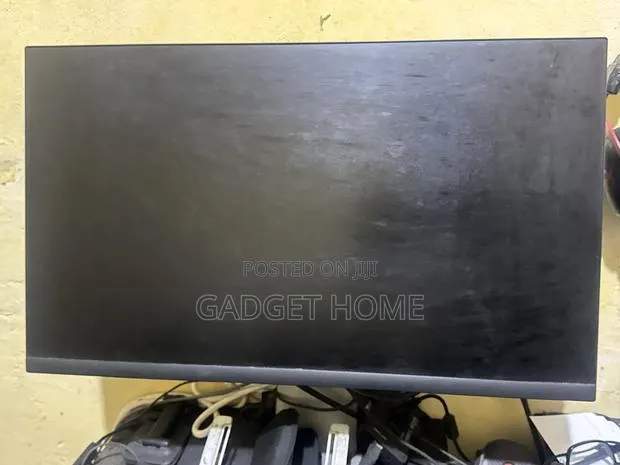 Dell 24” Edgeless Monitor · Photo 1