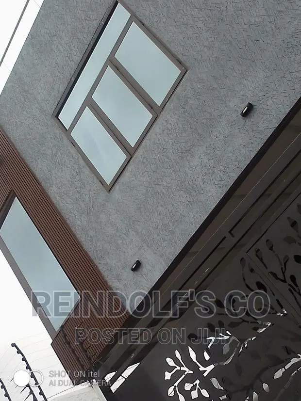 Professional Painting/ Skimming/Pop · Photo 1