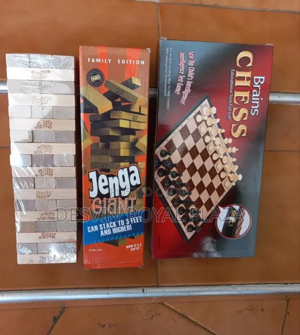 Chess + Jenga · Photo 1