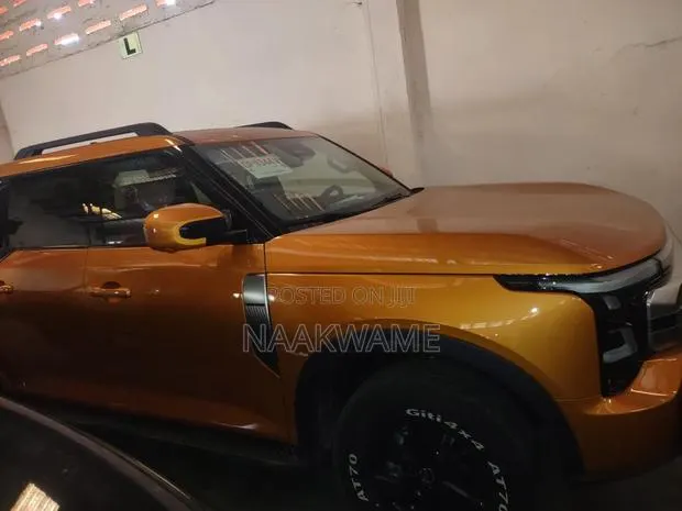 New Nissan Z9 2025 Yellow · Photo 1
