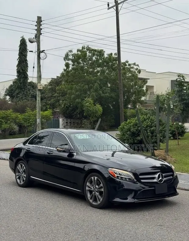 Mercedes-Benz C300 2021 Black · Photo 1