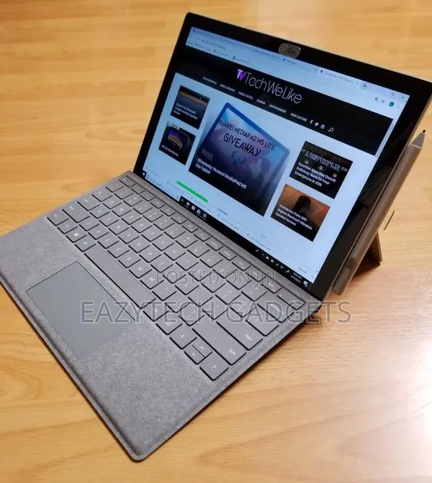 Laptop Microsoft Surface Pro 6 8GB Intel Core i5 SSD 128GB · Photo 1