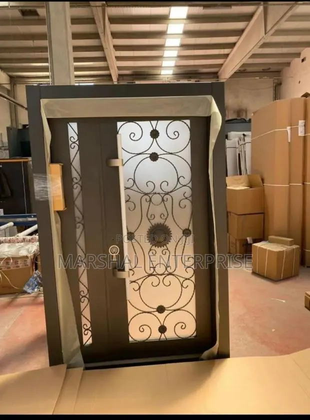 Complete Glass Door · Photo 1