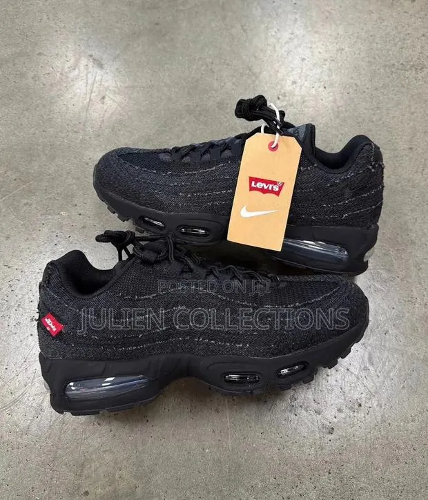 Nike Air Max 97 Black Jeans · Photo 1