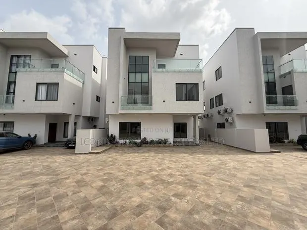 4bdrm Townhouse / Terrace in East Legon for rent · Photo 1