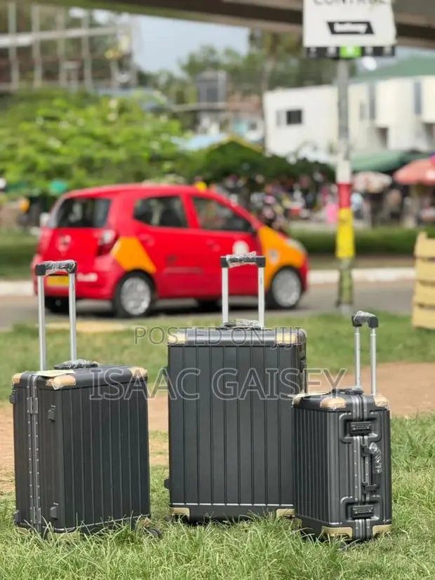 3 in 1 Extra Quality Trolling Aluminum Luggages · Photo 1