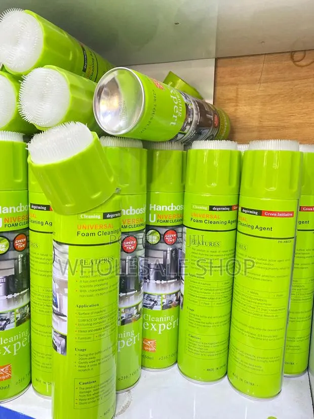 Universal Foam Cleaning Agent · Photo 1