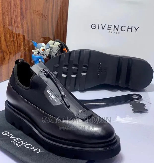 Original Givenchy · Photo 1