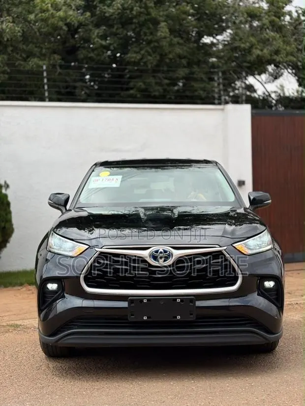 Toyota Highlander Platinum 2022 Black · Photo 1