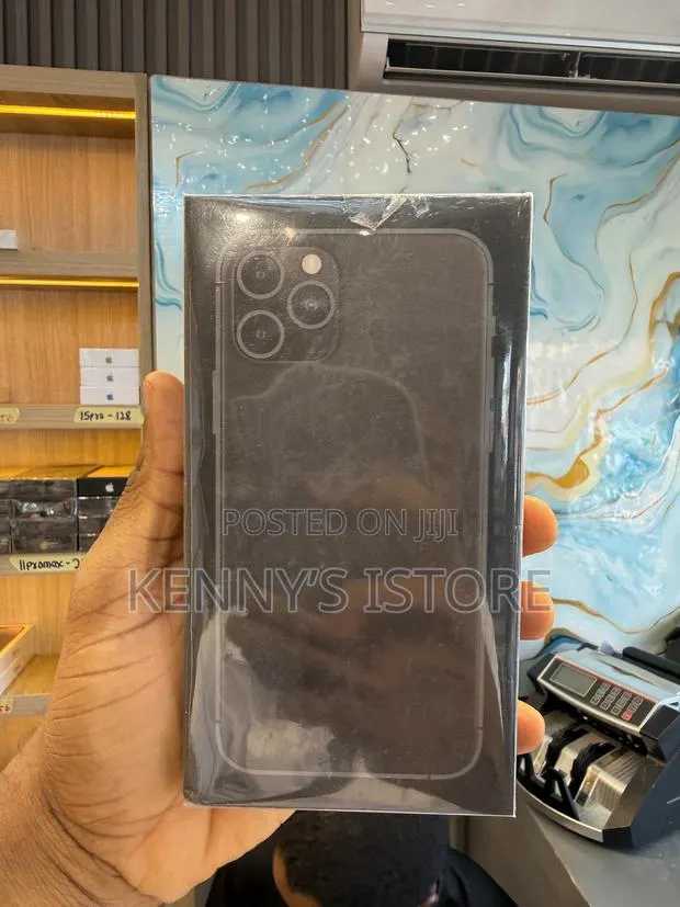 New Apple iPhone 11 Pro 256 GB Black