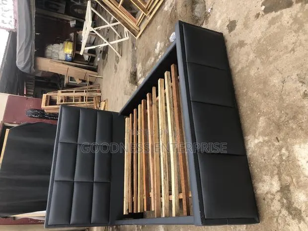 Design 60/80 Bed Frame · Photo 1