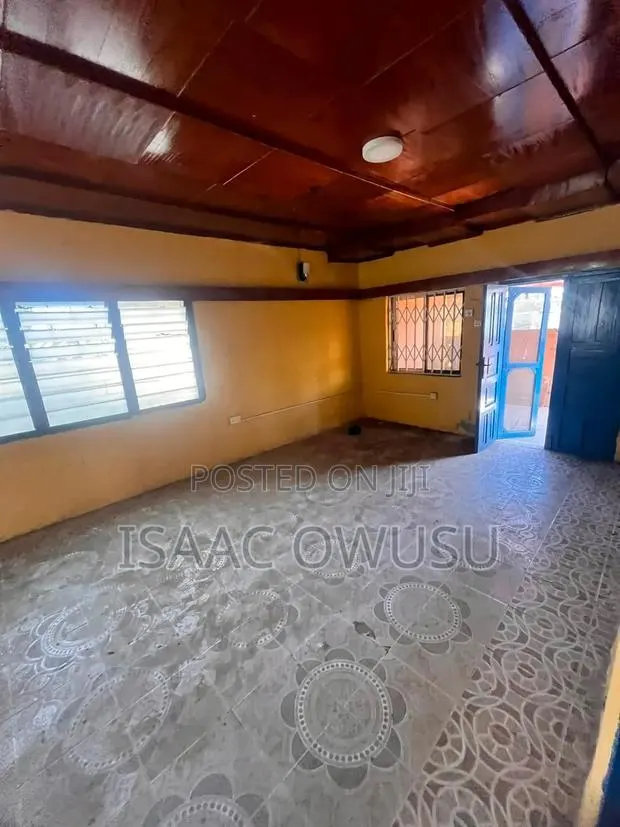 3bdrm Apartment in Last Stop for rent · Photo 1