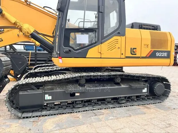 Liugong 922 Water Track Available for Sale and Installment · Photo 1