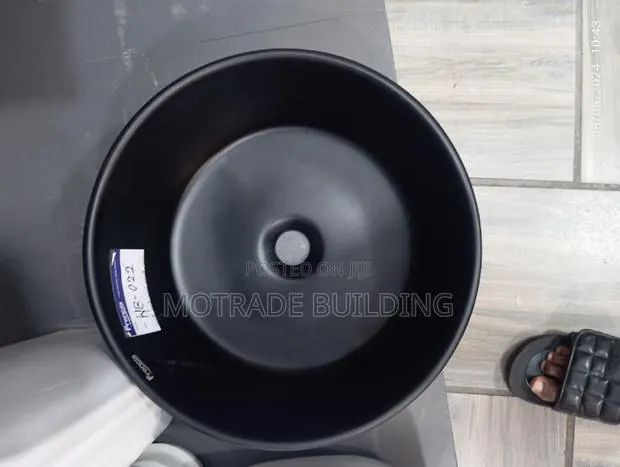Counter Top Basin · Photo 1
