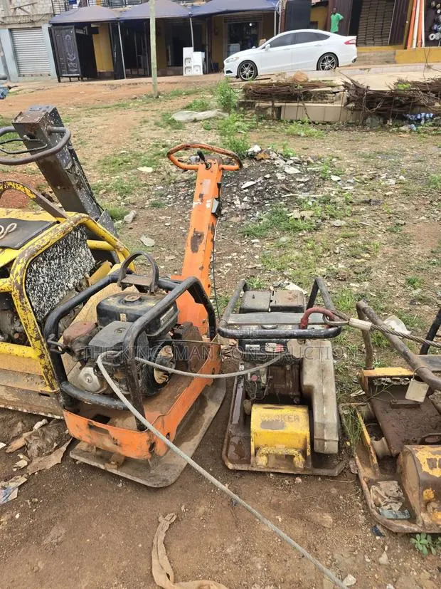Plate Compactor 200kg for Sale · Photo 1
