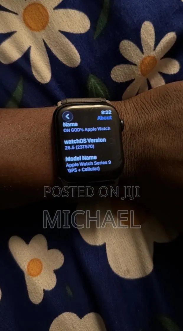 Apple Series Watch 9 · Photo 1
