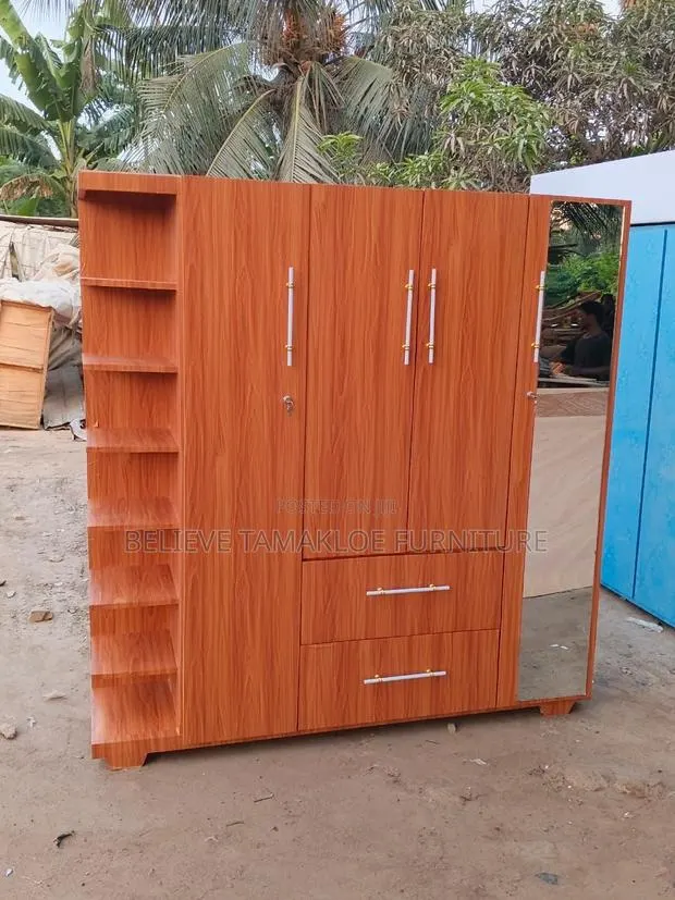 Side Rack In Touch With Wardrobe Four In One · Photo 1