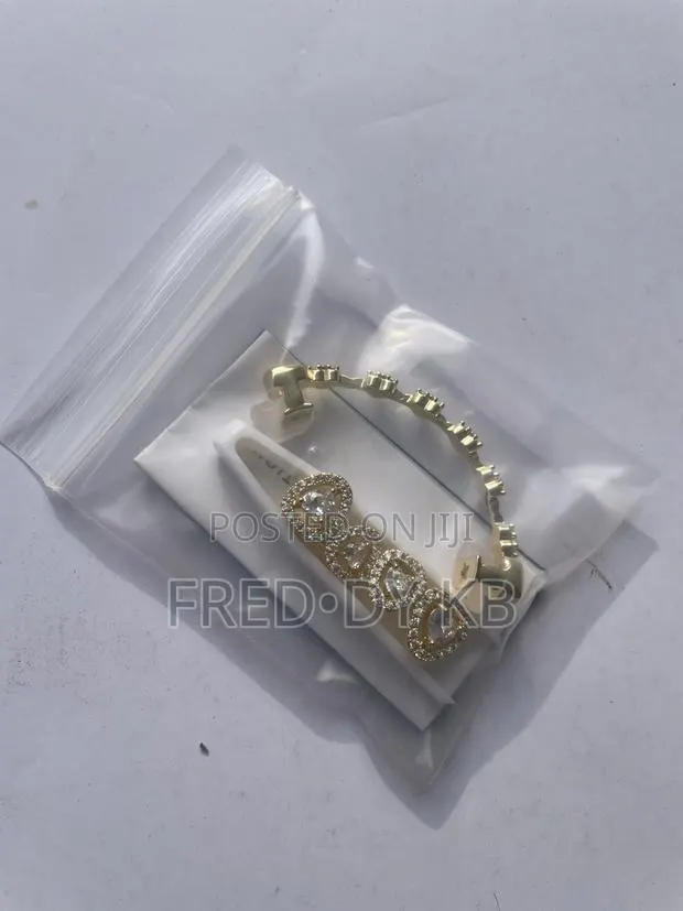 Teeth Grillz · Photo 1