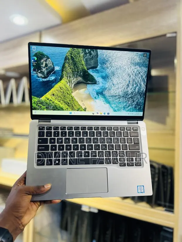 Laptop Dell Latitude 7400 16GB Intel Core i7 SSD 256GB · Photo 1