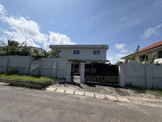 5bdrm House in Charclem Ventures, Osu for sale · Photo 1