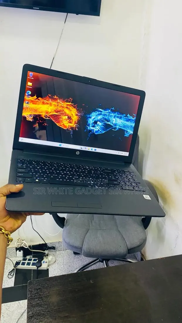 Laptop HP 15 12GB Intel Core i5 SSD 256GB · Photo 1