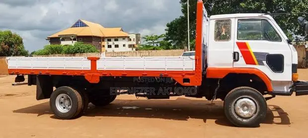 KIA RHINO Air, Benz Axle Front and Back · Photo 4