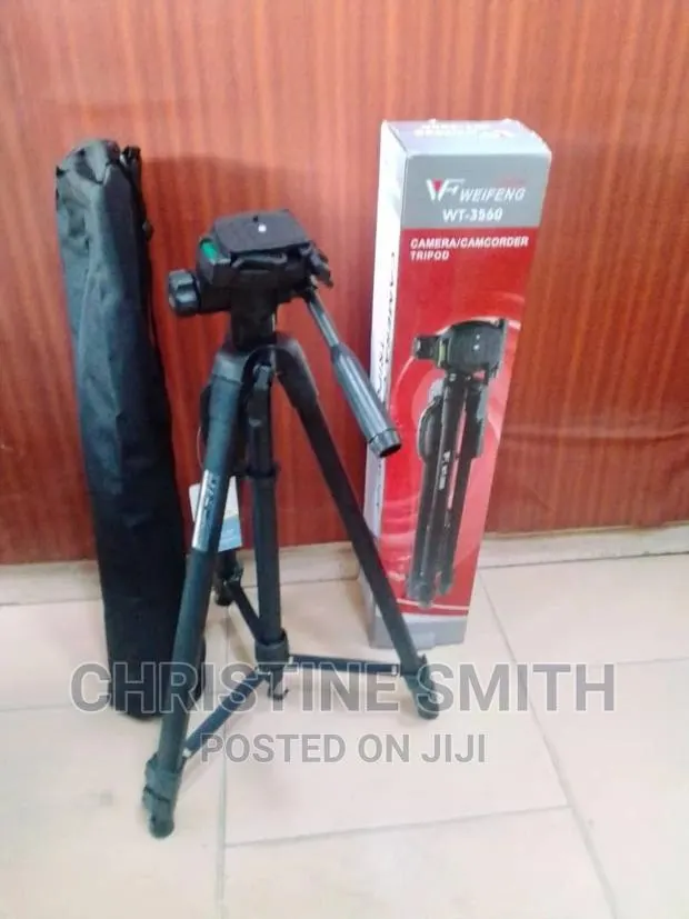 T3560 Tripod · Photo 1